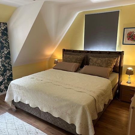 Grosse Und Helle 3 Zi Wohnung In Lossburg-Betzweiler, Schwarzwald Bagian luar foto